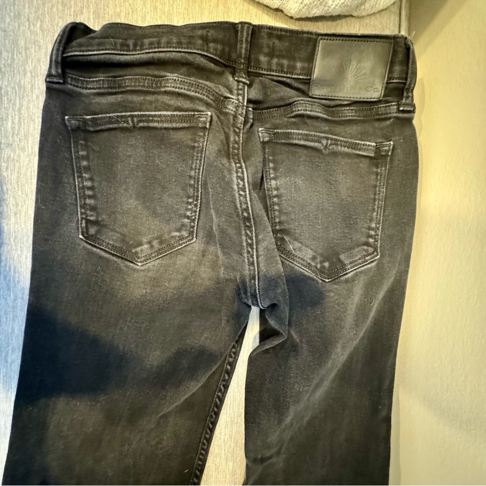 Men’s, slim fit, size 30, black jeans